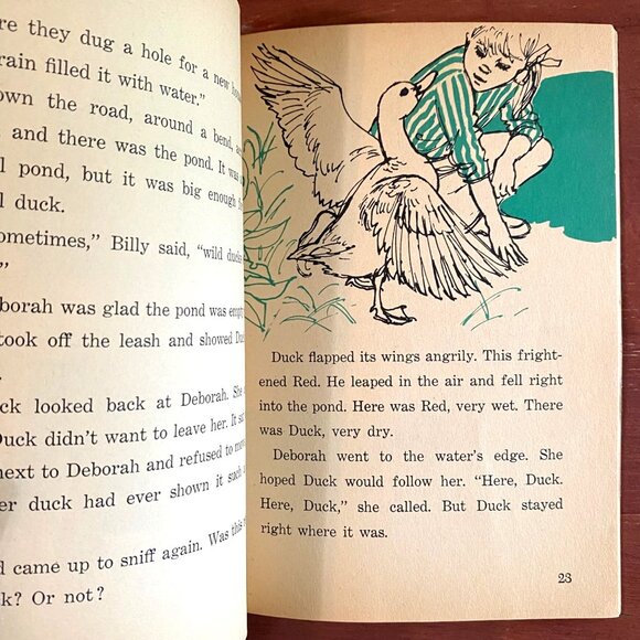 A Duck for Keeps Paperback Helen Kay Juliette Palmer First Printing Pets 1960s - Picture 6 of 6